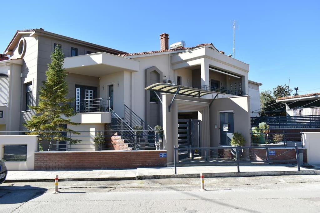 Vasiliki House